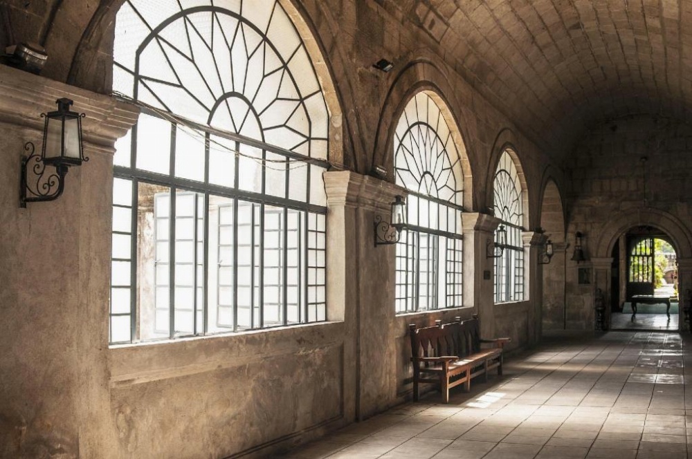 Amorsolo Mansion Hotel